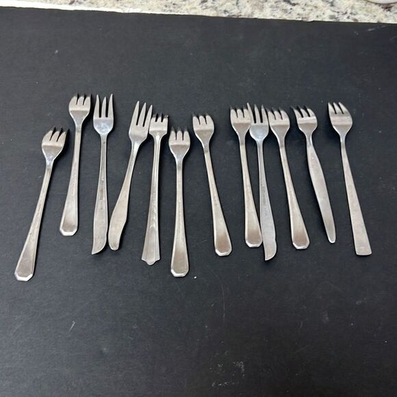 Mixed Lot Vintage Seafood Cocktail Forks Stainless Steel - Picture 6 of 13